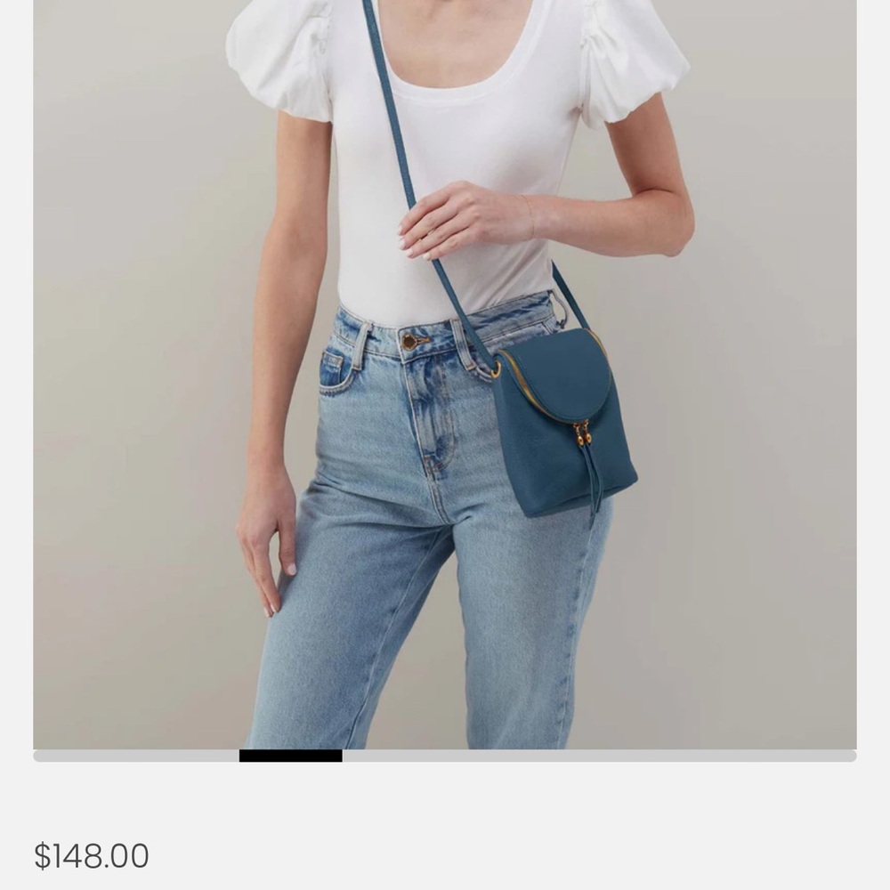 Hobo Leather Crossbody Bag. Condition: Like new.